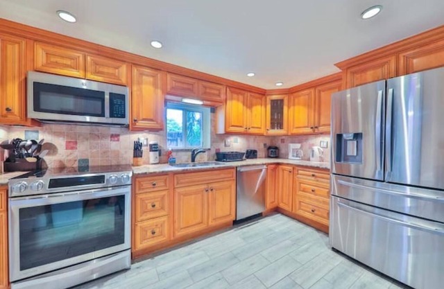 Botanical Garden with Jacuzzi - 2026