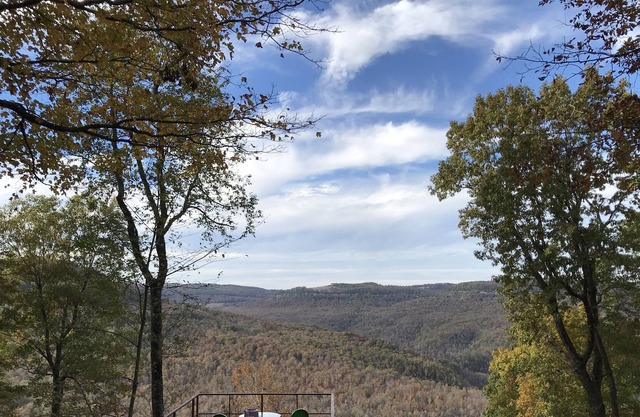 Boulder Bluffs | Buffalo River Cabins | Observation Deck | Jasper, AR