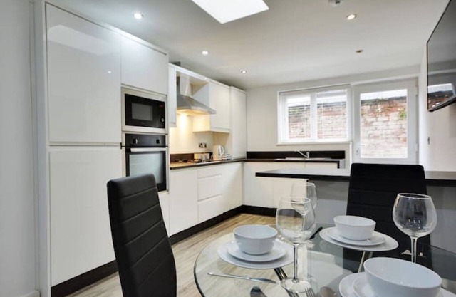 Boutique 2 bedroom town centre ground floor apartment