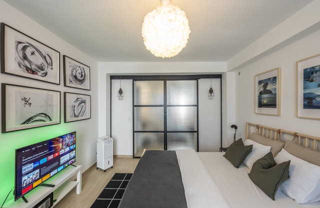 Boutique Duplex in Brussels - Superb Location