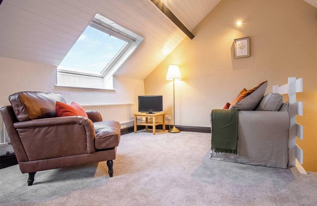 Bracken Cottage - UK46155