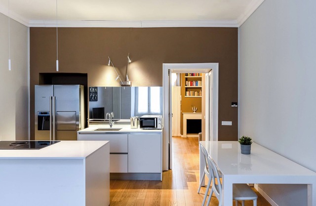 Bramante Luxury Apartments by InnStay