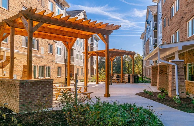 Brand New 2 Bedroom 2 Bath with Fully Equipped Kitchen