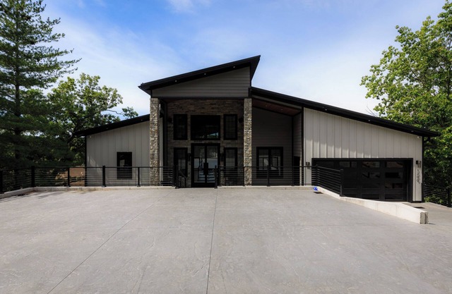 Brand New Lavish 6 bedroom Lake House with Pool and Dock in Luxurious Porta Cima