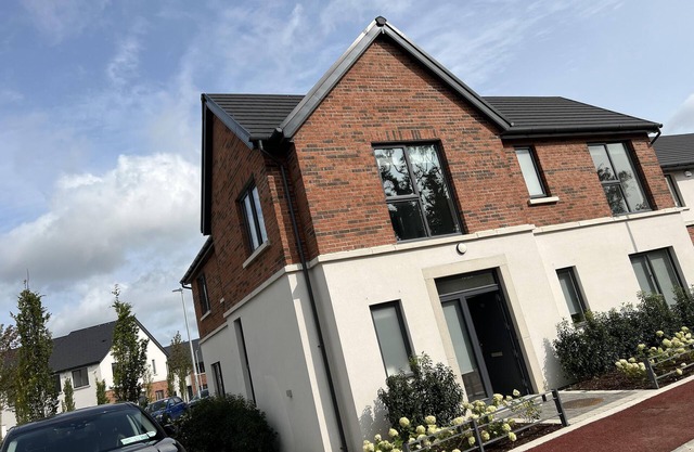 Brand New Luxurious and Modern Family House