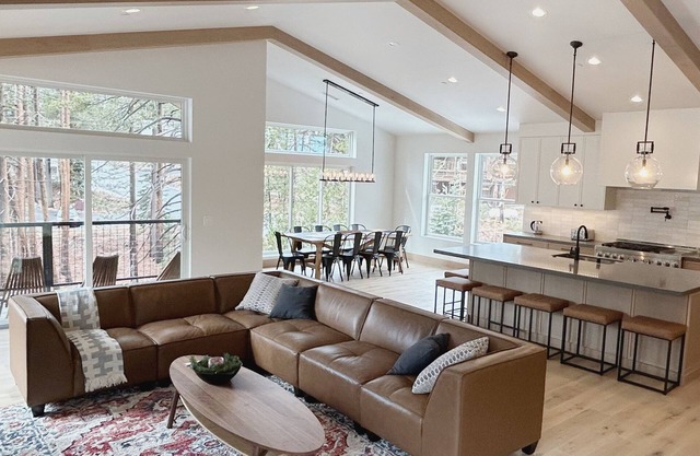 Brand New Serene Lakes Cabin