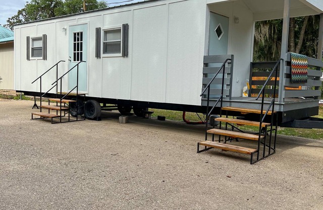 Brand New Tiny House- Walking Distance to SeaHag!