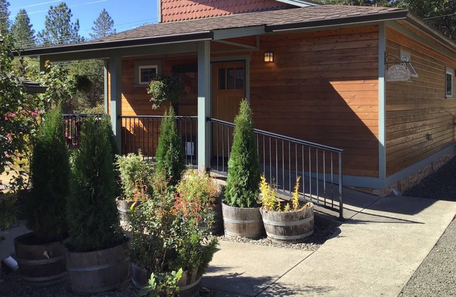 Brandy Farms Country House