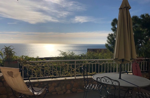 Breathtaking view - 5m walk from the beach and close to Monte Carlo Bay