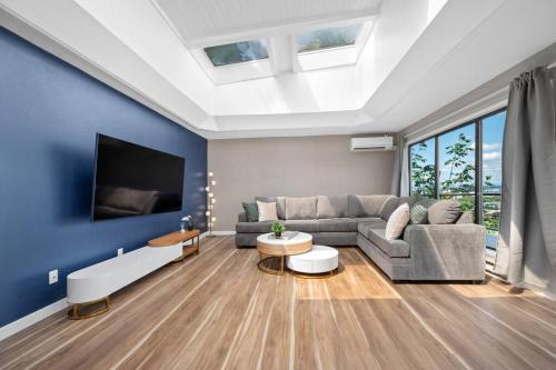 Breathtaking Views w/Modern Lux - 2320