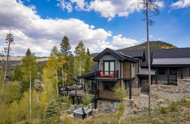 Breckenridge 94 - Three Bedroom Villa, Sleeps 8