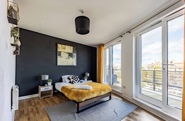 Bright and spacious 1bed penthouse in Glasgow's city centre