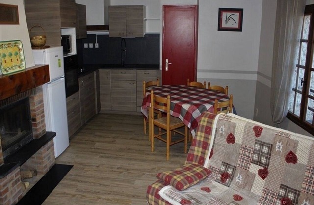 Bright and welcoming cottage in the heart of the farmhouse