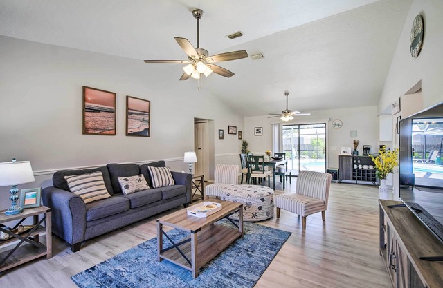 Bright Sebastian Home w/Pool ~ 7 Mi to Beach!