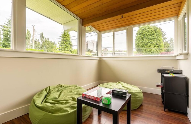 ☀Bright & Serene ~ 5★ Central Location ~ BBQ ~ Pkg