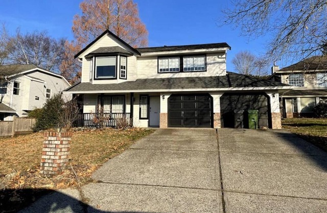 Bright & Spacious 5 Bed Home