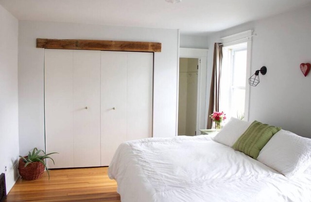 Bright, spacious, historic home in downtown Viroqua.