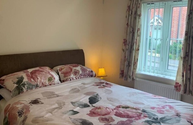 Brimsmore Apartment - 1 bed apartment with Free Parking in Yeovil