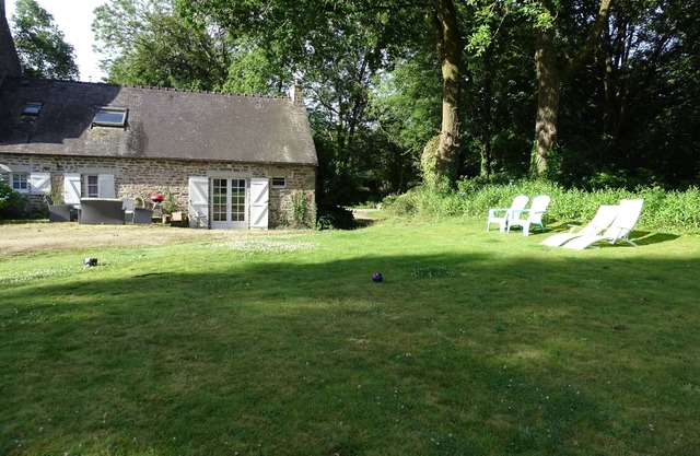 Brittany house in Finistère with fireplace, Pets welcome!