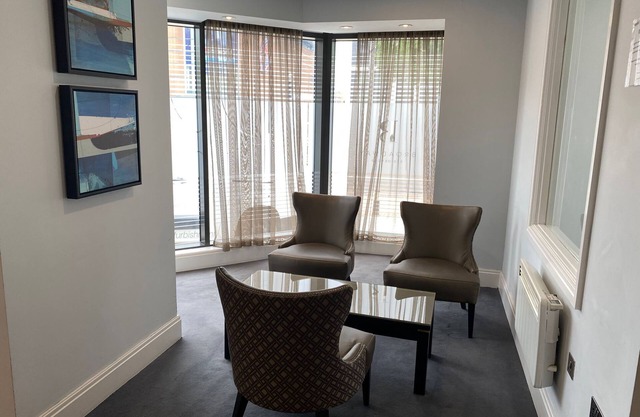 Broad St - 1 Bedroom - 1 Bathroom - Free Parking