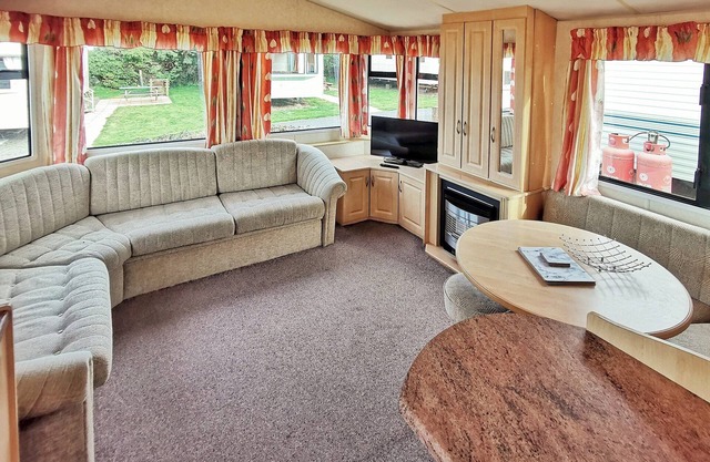 Bronze Plus 2 (Pets)