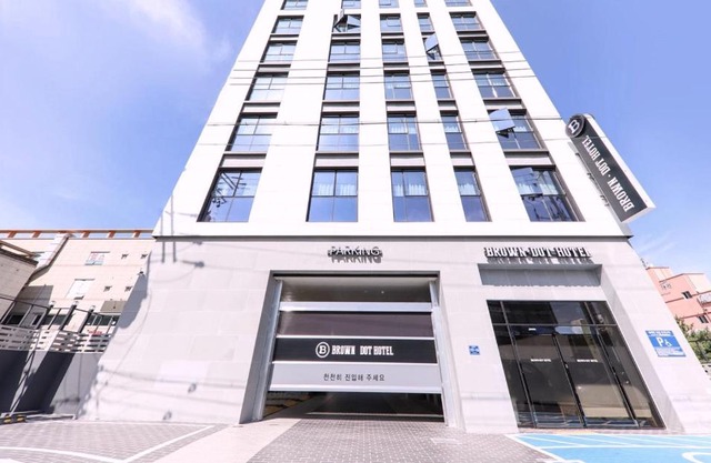 Brown Dot Hotel Yangsan Seochang