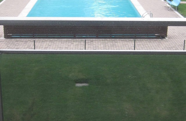 Brussels, Luxurious and Spacious apartment with swimming pool very well located