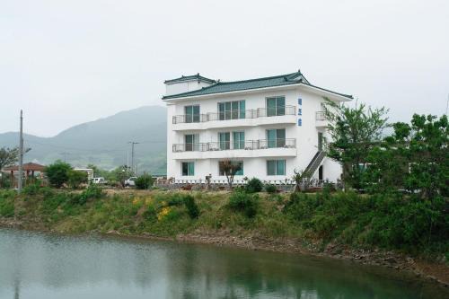 Buan Byeonsanbando Haejoeum Pension
