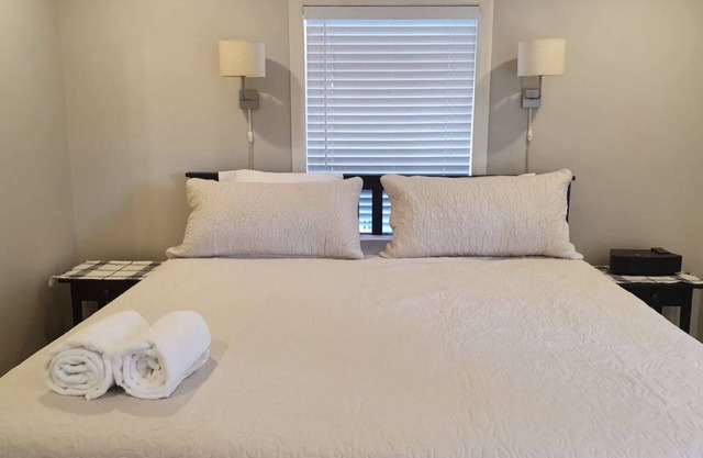 Buckhead Cozy Home with Everything by Everything.