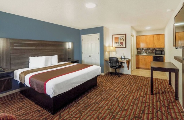 Budget-Friendly Room with BBQ Facilities - Relax with Great Evening Meals