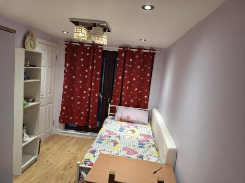 Budget Stay - Greater London - Orpington -Near PRUH - Parking - Train from London Bridge