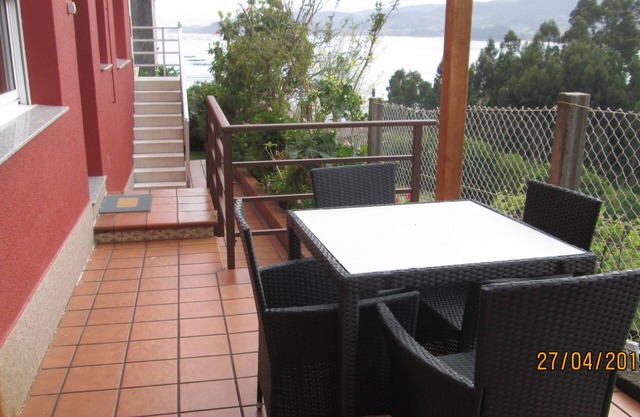 Bueu: apartment/flat - 3 rooms - 2/4 personsHouse with garden