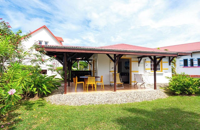 Bungalow Mango Outdoor pool