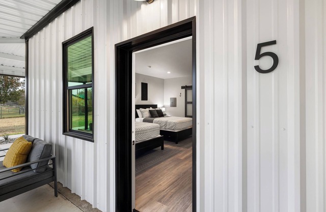 Bungalow 5 @ Barndo Bungalows