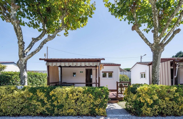 Bungalow 'B' with Private Pool, Private Terrace and Wi-Fi