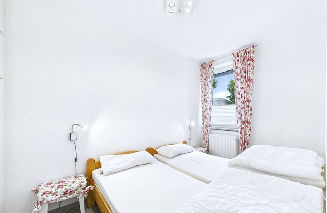 Bungalow for 6 guests with 70m² in Dornum (296735)
