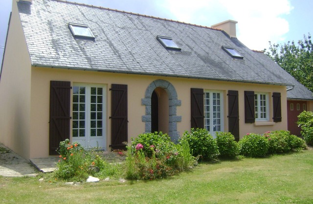 Bungalow located 500m from the port of Trévignon