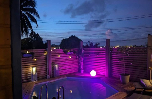 Bungalow with private pool