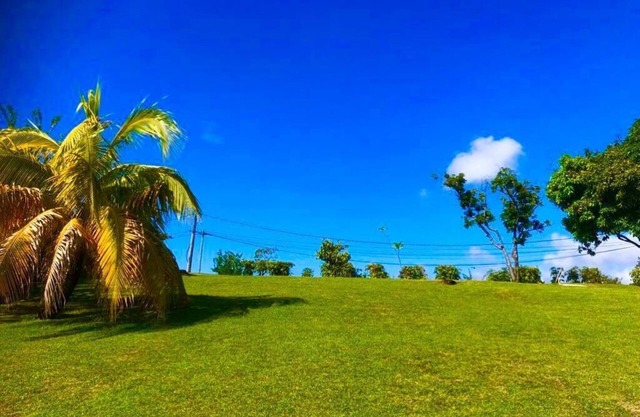 Bungalows with swimming pool with breathtaking sea and mountain views for 4 people each