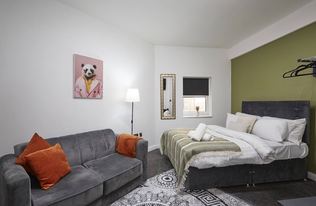 Bv Royal Studio Seven Suite,Queengate Huddersfield