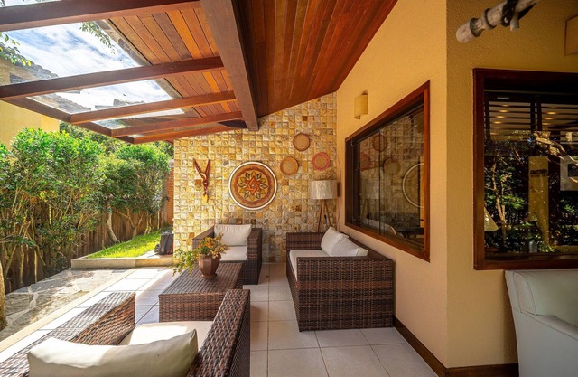 Bz21 House with Jacuzzi and barbecue