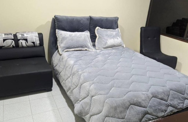 Cómodo y acogedor apartamento con terraza