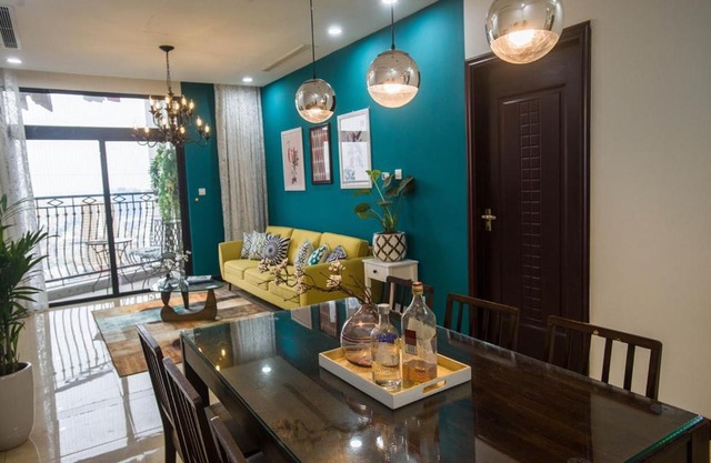 Căn hộ dịch vụ cao cấp 2 phòng ngủ tại Vinhomes Royal City