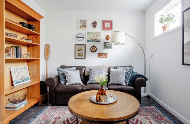 Cozy Chalet by Lake MI&Dunes with Fire Pit