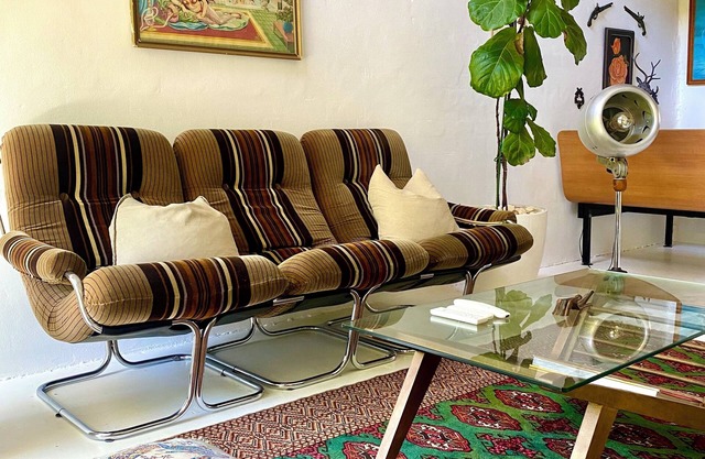Cabana 88 - designer loft by the beach with infrared sauna