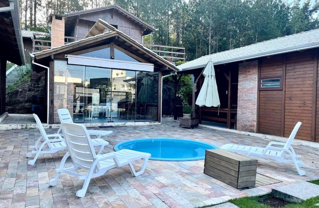 Cabana com piscina - 5 min a pé da praia - Porto Belo