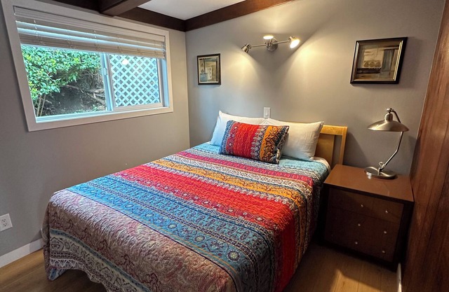 Cabin 11 at Peachland Beach Resort