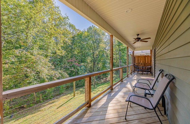 Cabin 12 @ Trails Edge