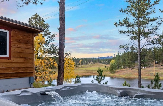 ★Cabin Fever Cure For The Whole Family★Bungalows#6