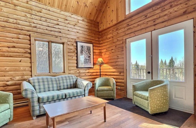 Cabin in the Appalachian Hiking Trails